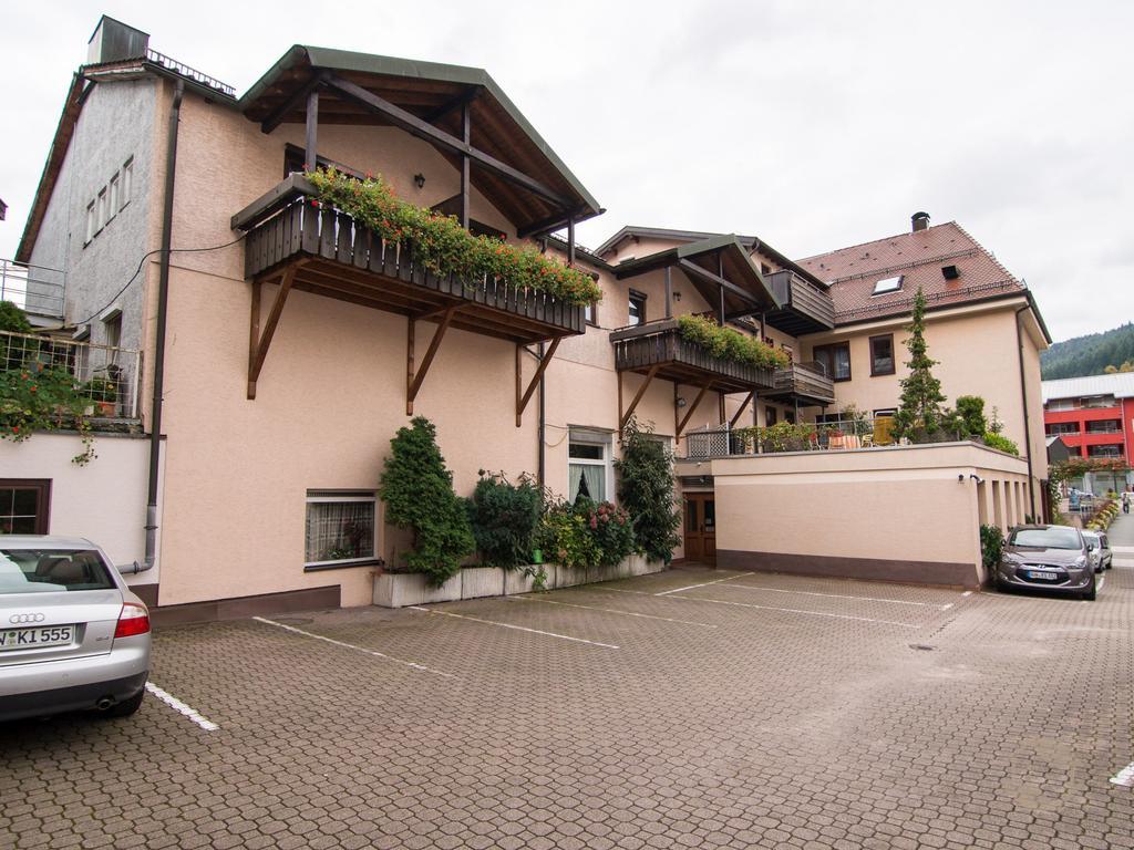 Hotel Restaurant Alte Linde バート・ヴィルトバート エクステリア 写真