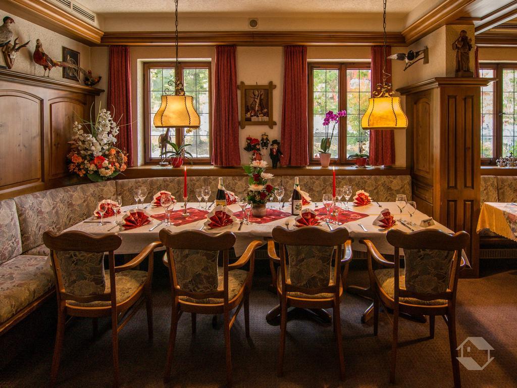 Hotel Restaurant Alte Linde バート・ヴィルトバート エクステリア 写真
