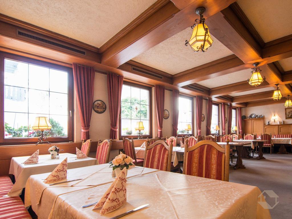 Hotel Restaurant Alte Linde バート・ヴィルトバート エクステリア 写真