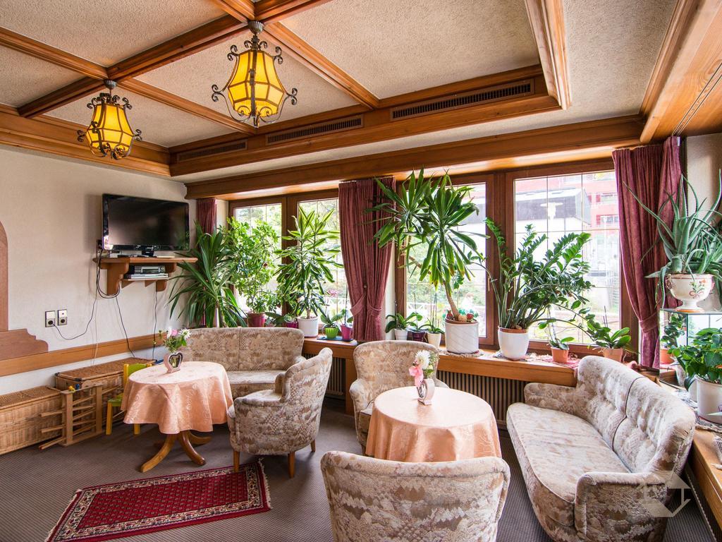 Hotel Restaurant Alte Linde バート・ヴィルトバート エクステリア 写真